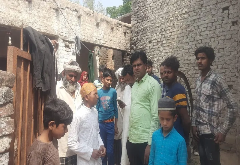 मुरादाबाद : दूध सप्लाई करने वाली पिकअप ने दो साल के मासूम को रौंदा, मौके पर ही मौत