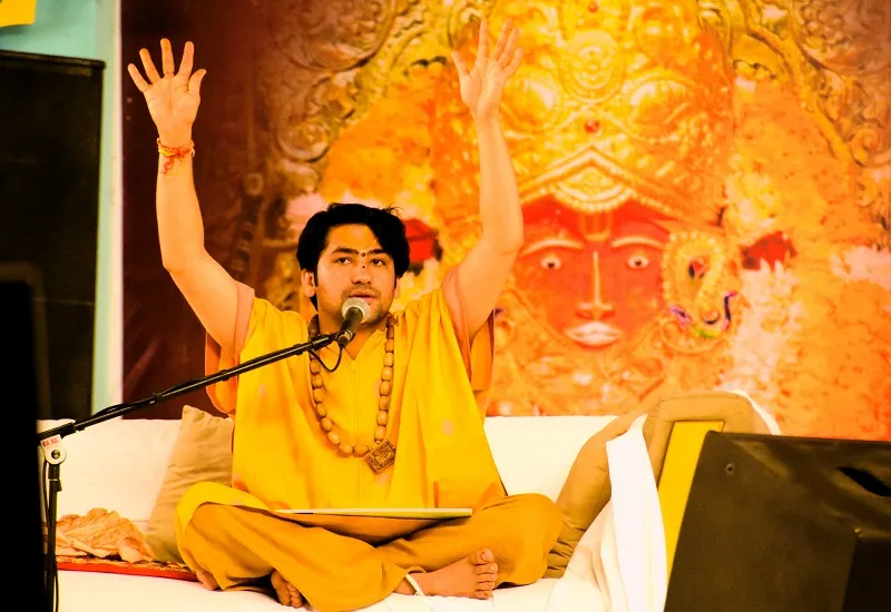 Moradabad News : धीरेंद्र कृष्ण शास्त्री बोले- मुरादाबाद भगवा हो गया, अब तो बाबर भी जय श्री राम बोलेगा