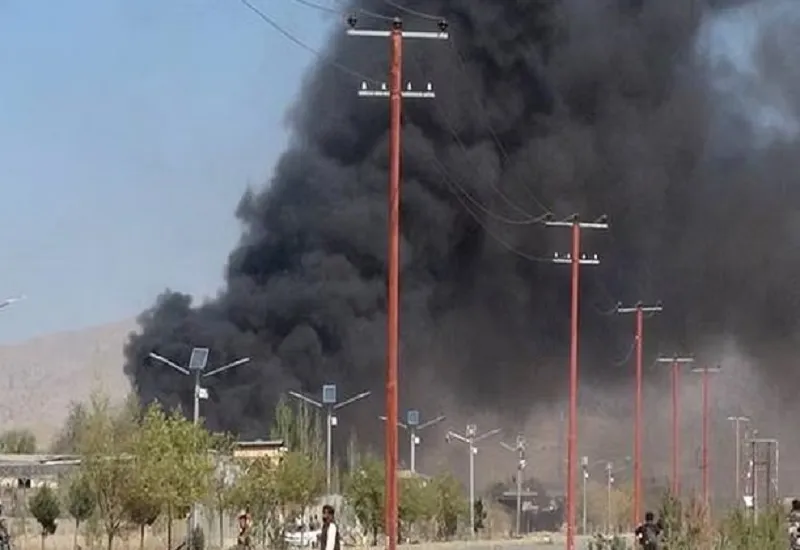 पाकिस्तान ने अफगानिस्तान के अंदरूनी इलाकों में किए हवाई हमले, आठ लोगों की मौत 