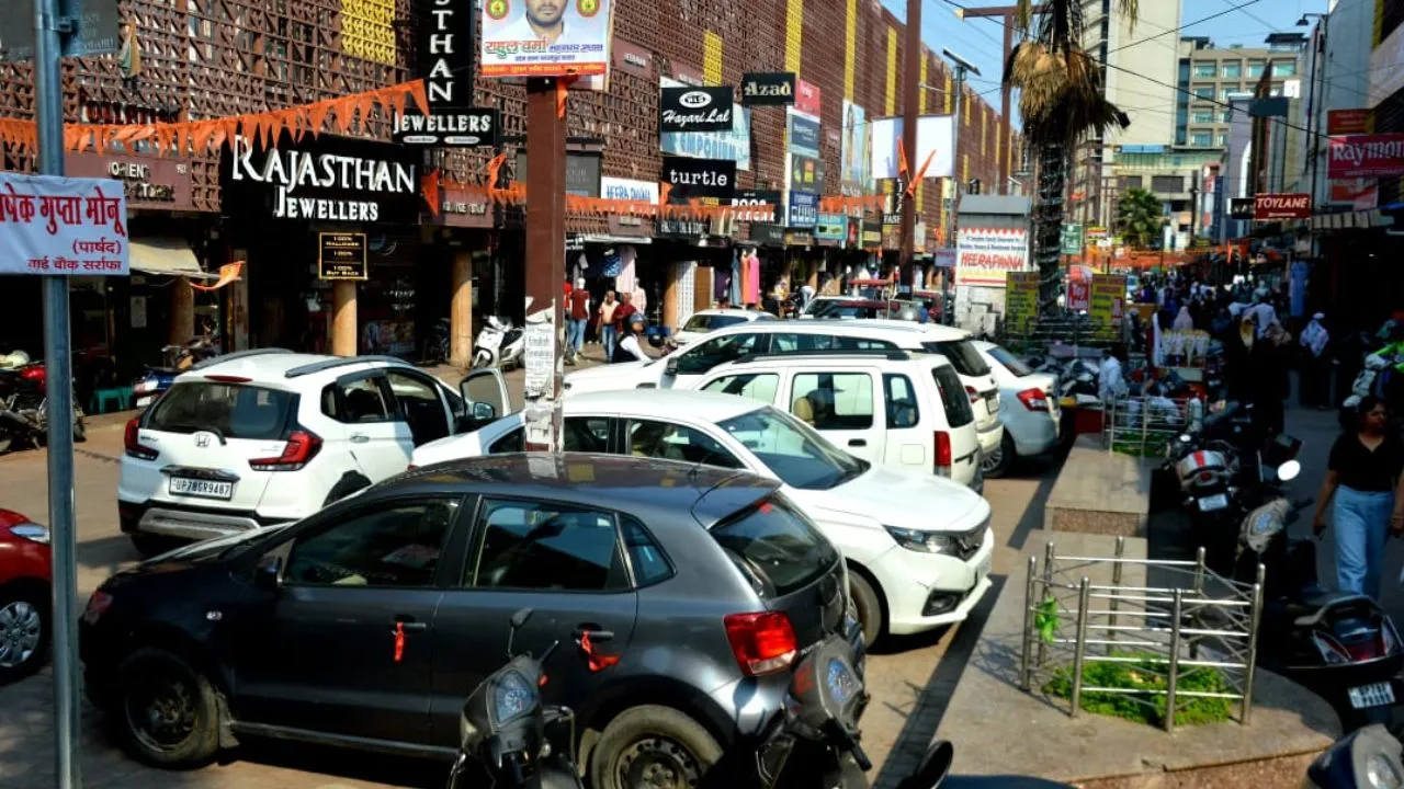 पार्किंग अव्यवस्था