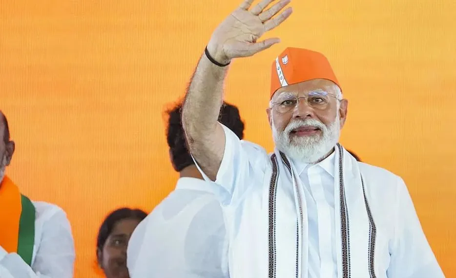 PM मोदी ने तेलंगाना को दी सौगात, 56,000 करोड़ रुपये से अधिक की विकास परियोजनाओं का किया उद्घाटन और शिलान्यास 