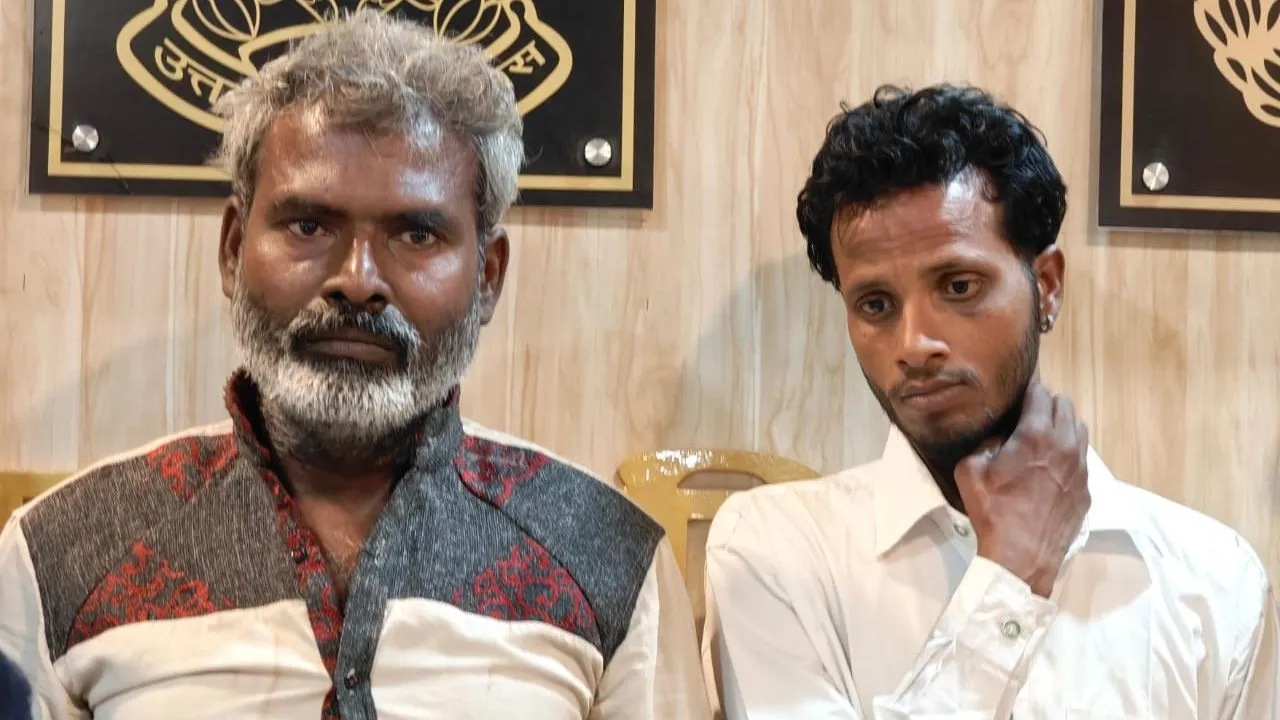 Chitrakoot: अवैध असलहा बनाने के कारखाने का भंडाफोड़; भारी मात्रा में हथियार बरामद, पुलिस ने दो युवकों को किया गिरफ्तार