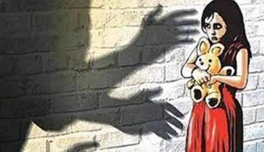 पीलीभीत: रिटायर्ड शिक्षक पर फूल तोड़ने गई 11 साल की बच्ची से छेड़छाड़ का आरोप, छानबीन में जुटी पुलिस