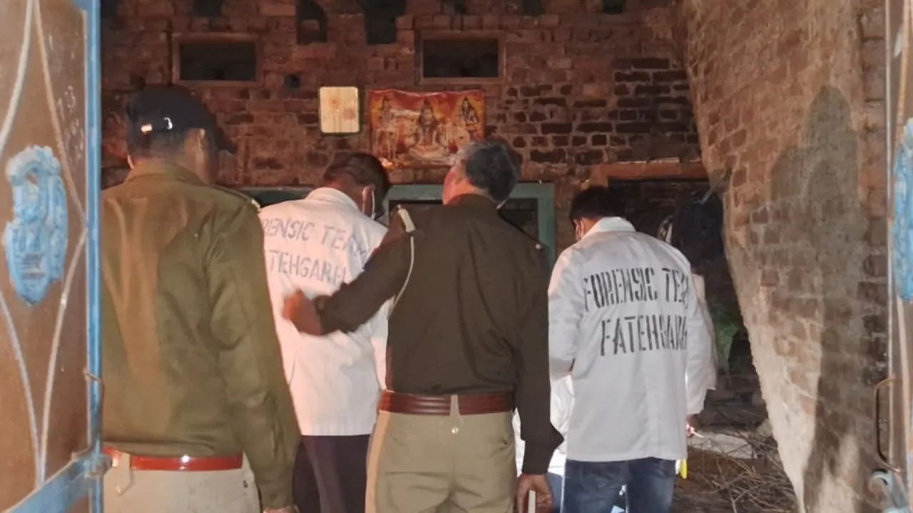 Farrukhabad: भाई बना भाई का हत्यारा: धारदार हथियार से बड़े भाई की गर्दन पर किए कई वार; मौत, पुलिस ने किया गिरफ्तार