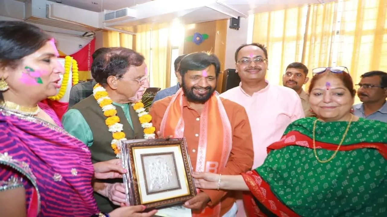 लखनऊ: होली मिलन समारोह में बोले केंद्रीय मंत्री कौशल किशोर- नशे की प्रवृत्ति पर अंकुश की जरूरत