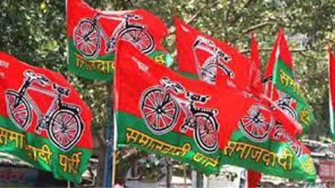 Kanpur: सपा नेता बोले- 'इस बार नहीं होने देंगे पोलिंग बूथों पर अनियमितताएं'; चुनाव आयोग के सामने रखी यह मांग...जानें 