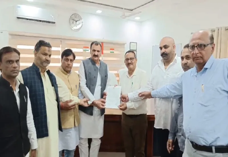 Amroha News : 'अरविंद केजरीवाल की गिरफ्तारी से बहुत दुखी हूं, जल्द रिहा किया जाए', सपा विधायक समरपाल सिंह ने राष्ट्रपति को भेजा ज्ञापन