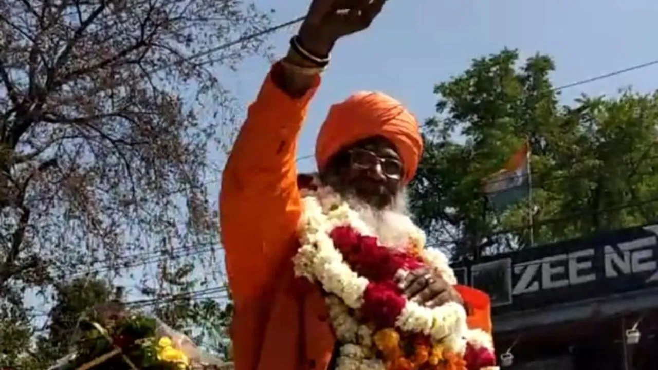 Unnao: राहुल गांधी पर साक्षी महाराज ने साधा निशाना, बोले- 'उन्होंने सारी यात्रा निकाल कर देख ली है उन्हें कुछ नहीं मिला'