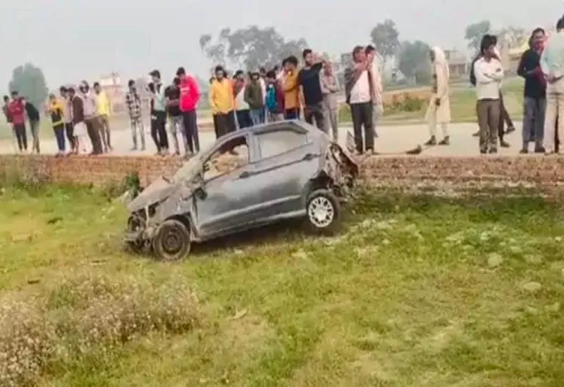 बिजनौर : इलाज के लिए ऋषिकेश जा रहे चार लोगों की मौत, ड्राइवर को नींद की झपकी आने से हुआ हादसा