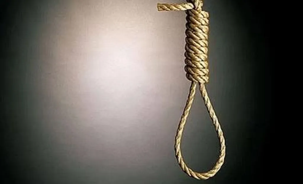 Kasganj News: कमरे में फंदे पर लटकता मिला शख्स का शव, परिवार में मचा कोहराम 
