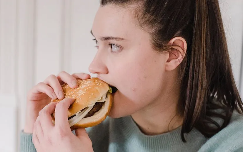 बरेली:  Fast Food बढ़ा रहा बच्चों और युवाओं में पथरी की समस्या, जानिए वजह और उपाय