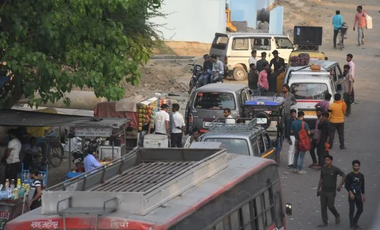 बरेली: बस अड्डों के आसपास मिले अवैध वाहन तो खैर नहीं, होगी कार्रवाई