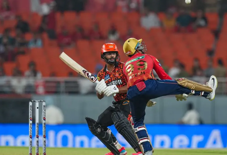 PBKS vs SRH: सनराइजर्स हैदराबाद ने पंजाब किंग्स को 2 रन से हराया, रेड्डी ने जड़ा अर्धशतक