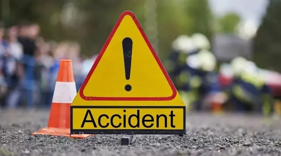 मेरठ: ईद की खुशियां मातम में बदलीं, अज्ञात वाहन की टक्कर से पिता-पुत्र की मौत