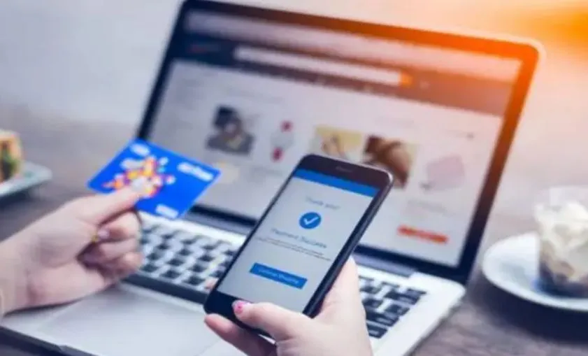 मुरादाबाद: कस्टम अधिकारी बताकर कारोबारी की बेटी को धमकाया...खाते से ट्रांसफर कर लिए 5.22 लाख