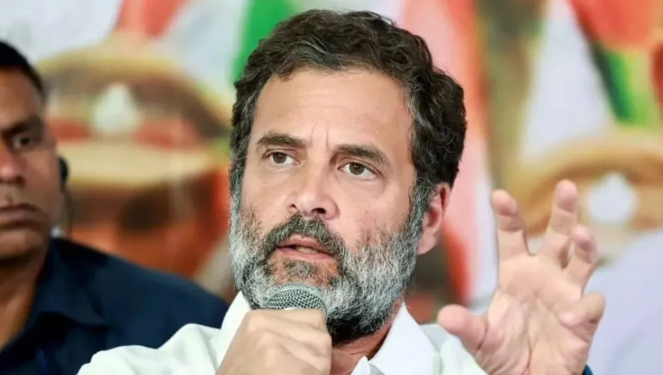 मोदी अरबपतियों के लिए सरकार चलाते हैं, पटनायक कुछ चुनिंदा लोगों के लिए: राहुल गांधी