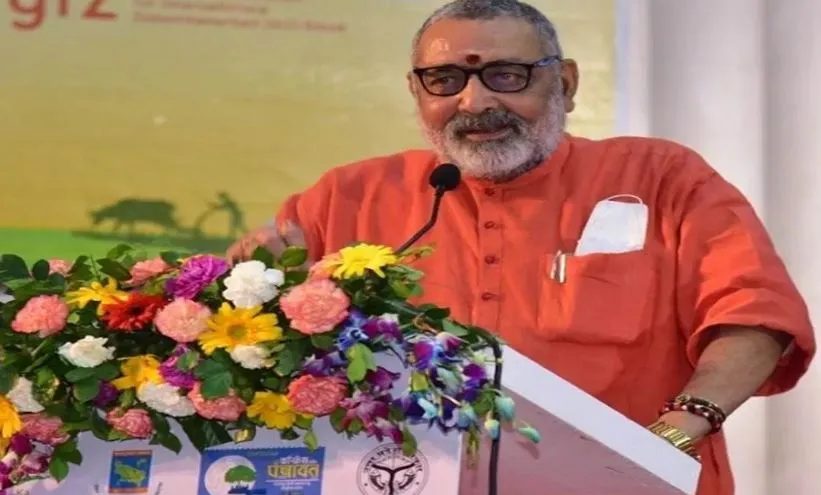 केंद्रीय मंत्री गिरिराज सिंह के पास कितनी है चल-अचल संपत्ति?, पत्नी के 6 बैंक खाते और जमा राशि 7.5 लाख रुपए