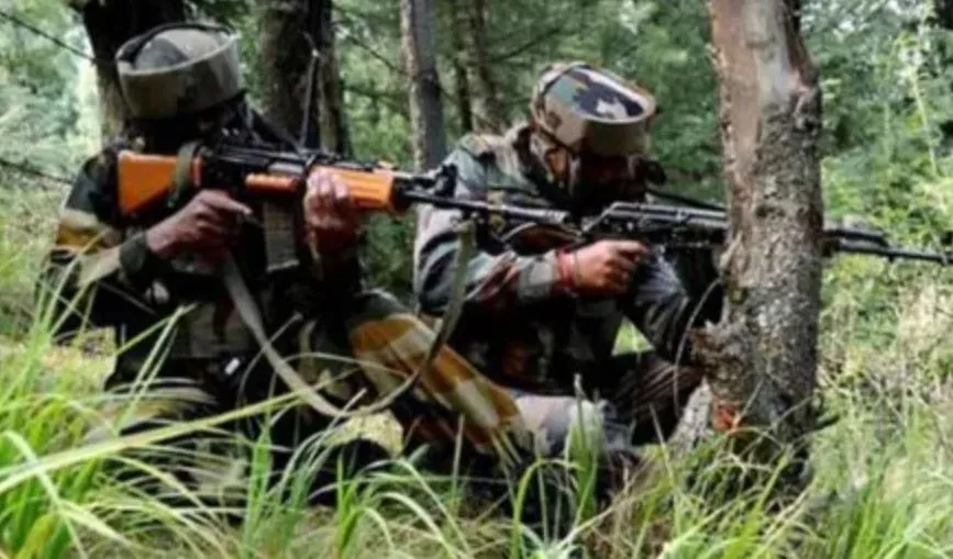 जम्मू-कश्मीर के बांदीपोरा में सुरक्षाबलों और आतंकवादियों के बीच मुठभेड़, एक जवान घायल 