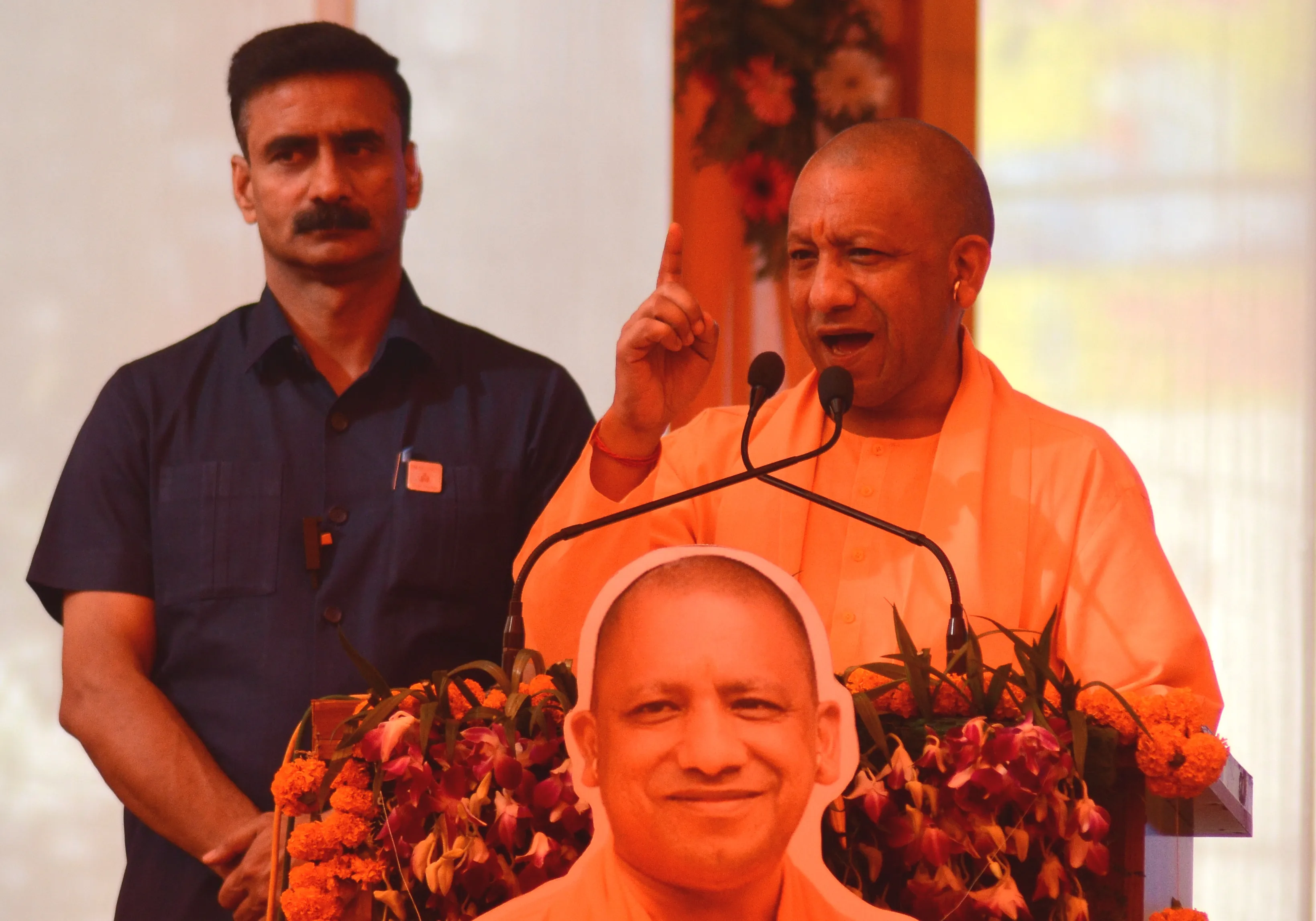 बरेली: 'वे माफिया को प्रश्रय देते थे...हमने उन्हें उनकी जगह भेज दिया', प्रबुद्ध वर्ग सम्मेलन में बोले CM योगी