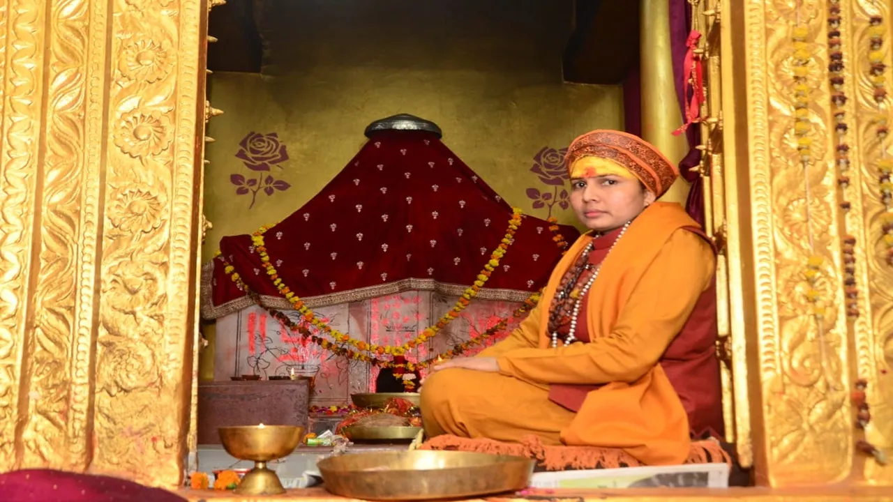 गोंडा: सिद्धपीठ मां बाराही का का मंदिर प्राकृतिक सौंदर्य का प्रतीक, हिंदुओं के साथ मुस्लिम समुदाय के लोग भी टेकते हैं माथा