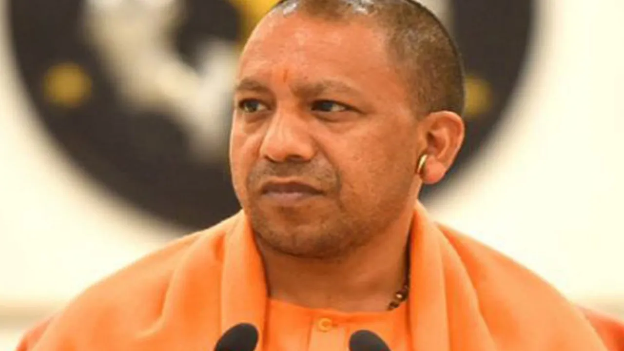 CM योगी को सोशल मीडिया पर जान से मारने की धमकी! कहा-मेरा घर इमामगंज में है, बुलडोजर चला कर दिखाएं-काट डालूंगा 
