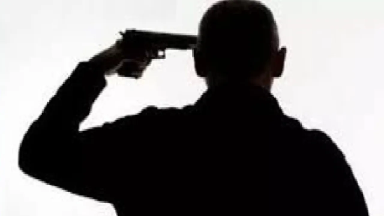 Barabanki suicide: किसान ने लाइसेंसी राइफल से खुद को मारी गोली, दहशत में ग्रामीण-जांच में जुटी पुलिस