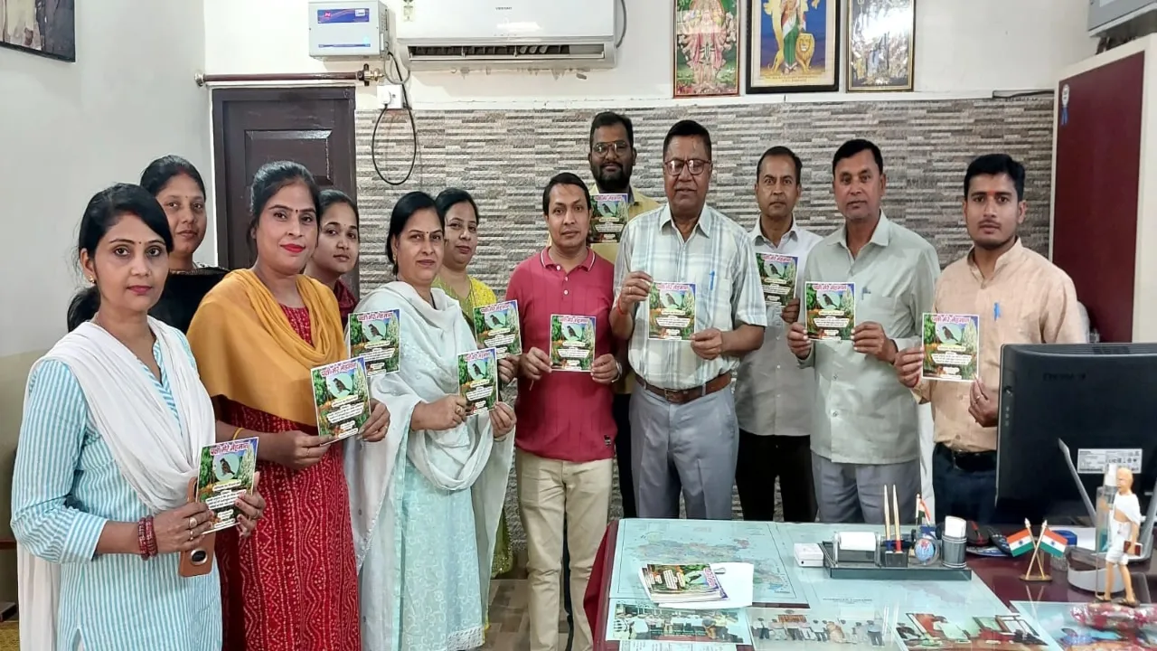 'पक्षी मेरे मेहमान' अभियान की हुई शुरुआत-घरों में पक्षियों के लिए जल की व्यवस्था करेगी बहराइच की जनता  