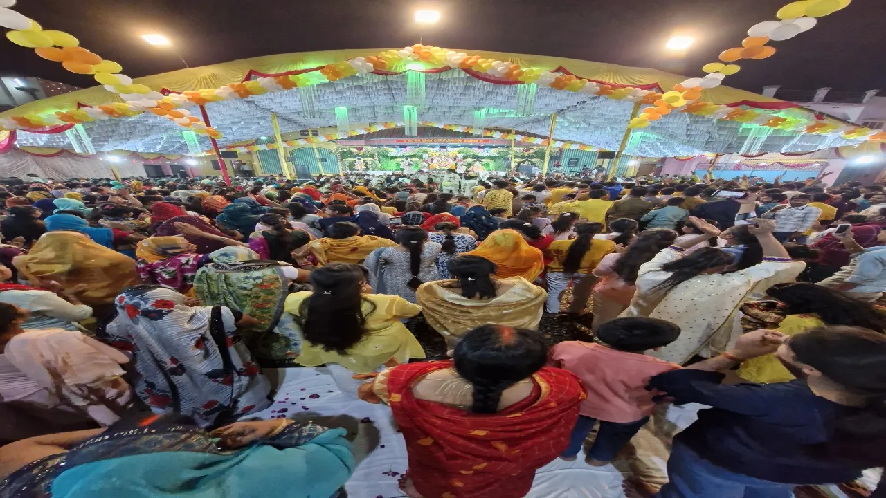 श्री श्याम महोत्सव: सांवरिया सेठ दे-दे, बाबा श्याम के दरबार मची रे होली…