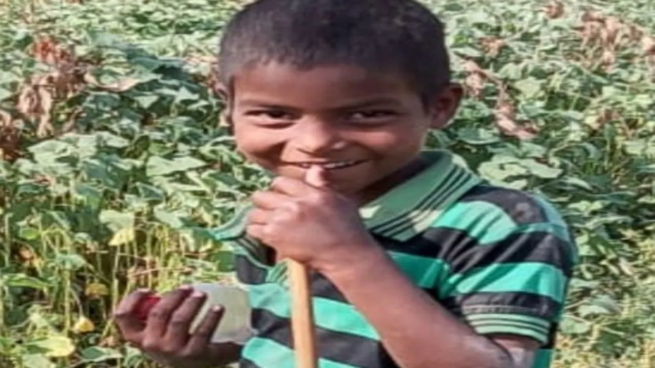 गंगा एक्सप्रेस-वे: मिट्टी सैम्पलिंग के लिए किए गए गड्ढे में भरा था पानी, एक साल में डूबने से तीसरे बच्चे की मौत