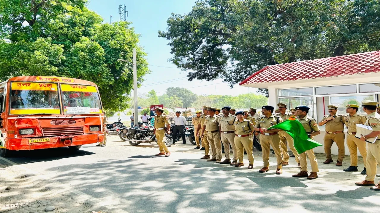 चुनाव ड्यूटी में बाराबंकी से 39 उपनिरीक्षक और 424 मुख्य आरक्षी गैर जनपद रवाना