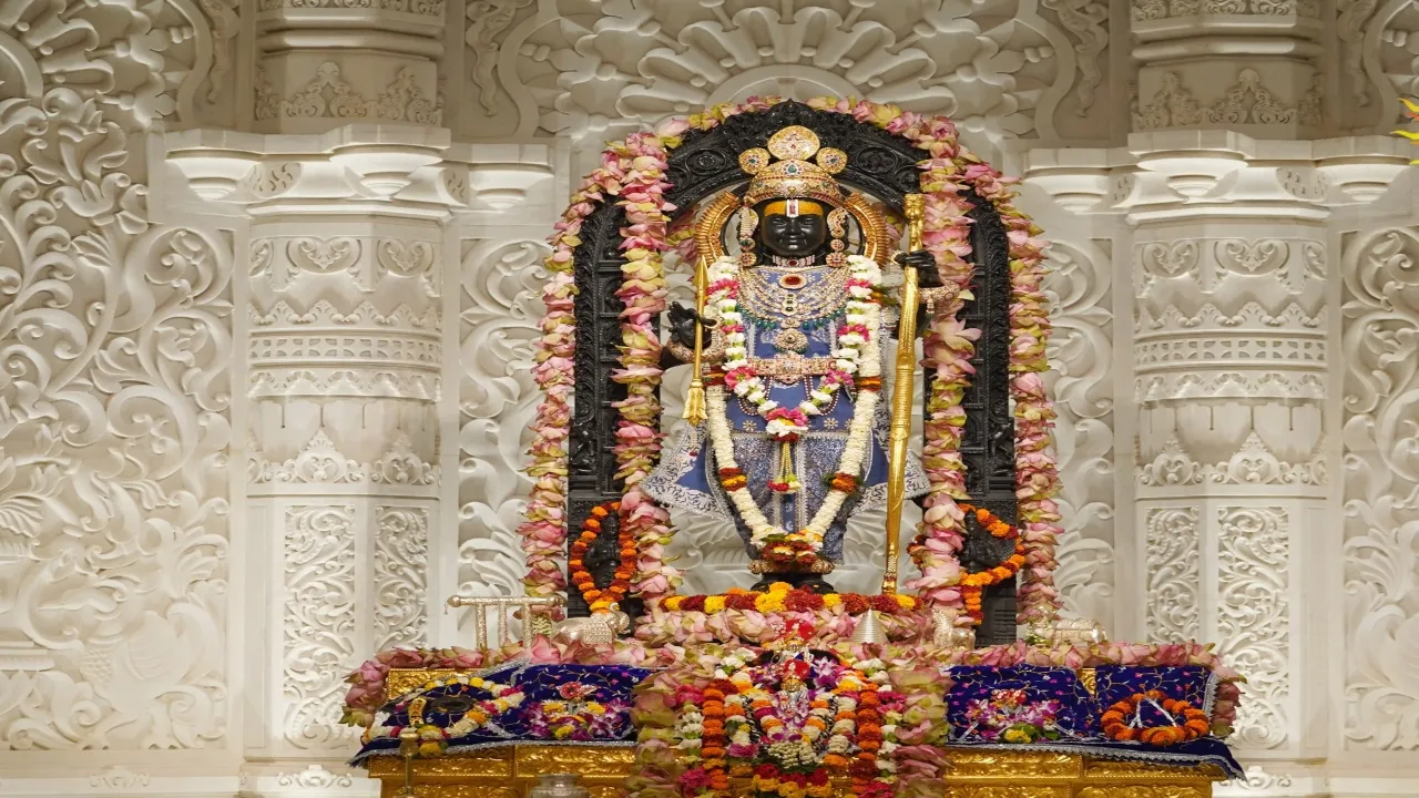 Ram Navami Ayodhya : श्रीरामलला को लगेगा विशेष व्यंजनों का भोग,भव्य और दिव्य होगा जन्मोत्सव