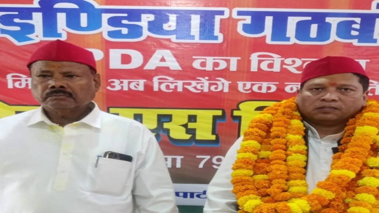 मिर्जापुर: सपा प्रत्याशी ने अनुप्रिया पटेल पर साधा निशाना बोले-केवल परिवार के लोगों को आगे बढ़ाया