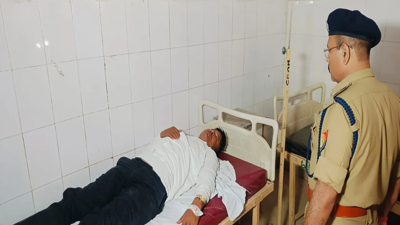 हरदोई: मुठभेड़ में एक गौ-तस्कर और तीन पुलिसकर्मी घायल, 7 गिरफ्तार,  5 तमंचा, 5 कारतूस, 6 खोखा और दो बाइक बरामद