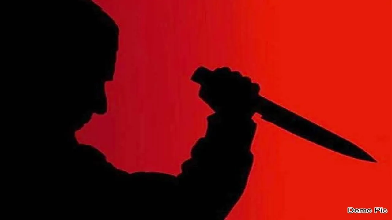हरदोई: घर में घुसे प्रेमी ने प्रेमिका के पति के ऊपर चाकू से किया हमला, लोगों ने पकड़कर पुलिस को सौंपा