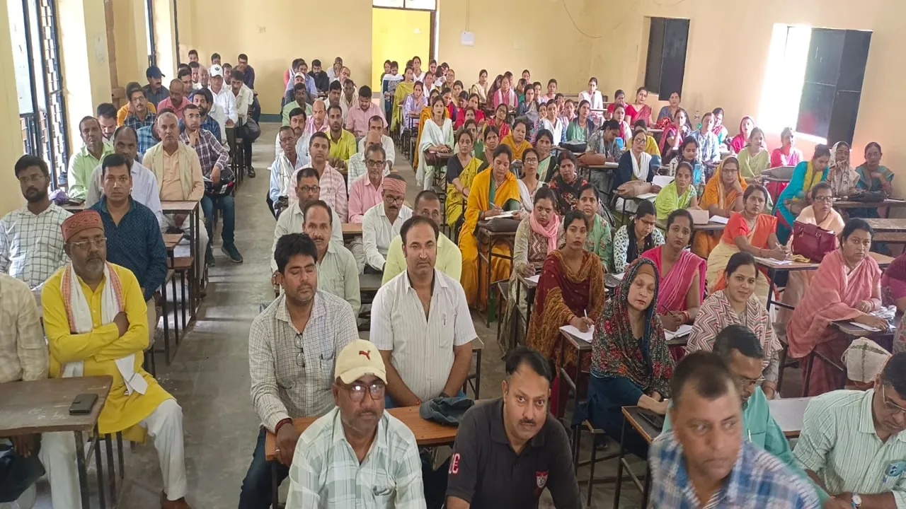 बहराइच: प्रवेश के साथ दीक्षा कोर्स पूरा करें शिक्षक, बैठक में बोले खंड शिक्षा अधिकारी