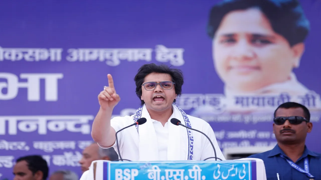 सीतापुर: बसपा नेशनल कोऑर्डिनेटर आकाश आनंद पर भड़काऊ भाषण देने का केस दर्ज, जानें पूरा मामला