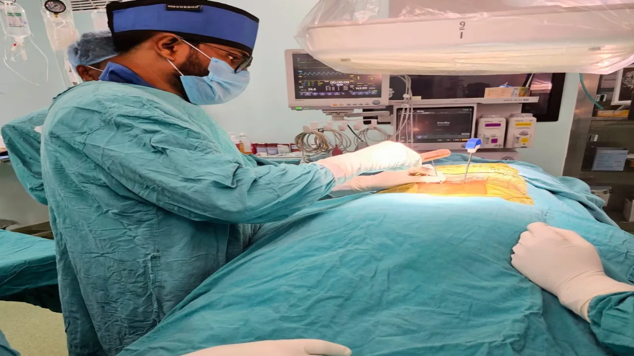 रायबरेली AIIMS में की गई मिनिमली इनवेसिव स्पाइन फिक्सेशन की पहली सर्जरी, मरीज स्वस्थ  