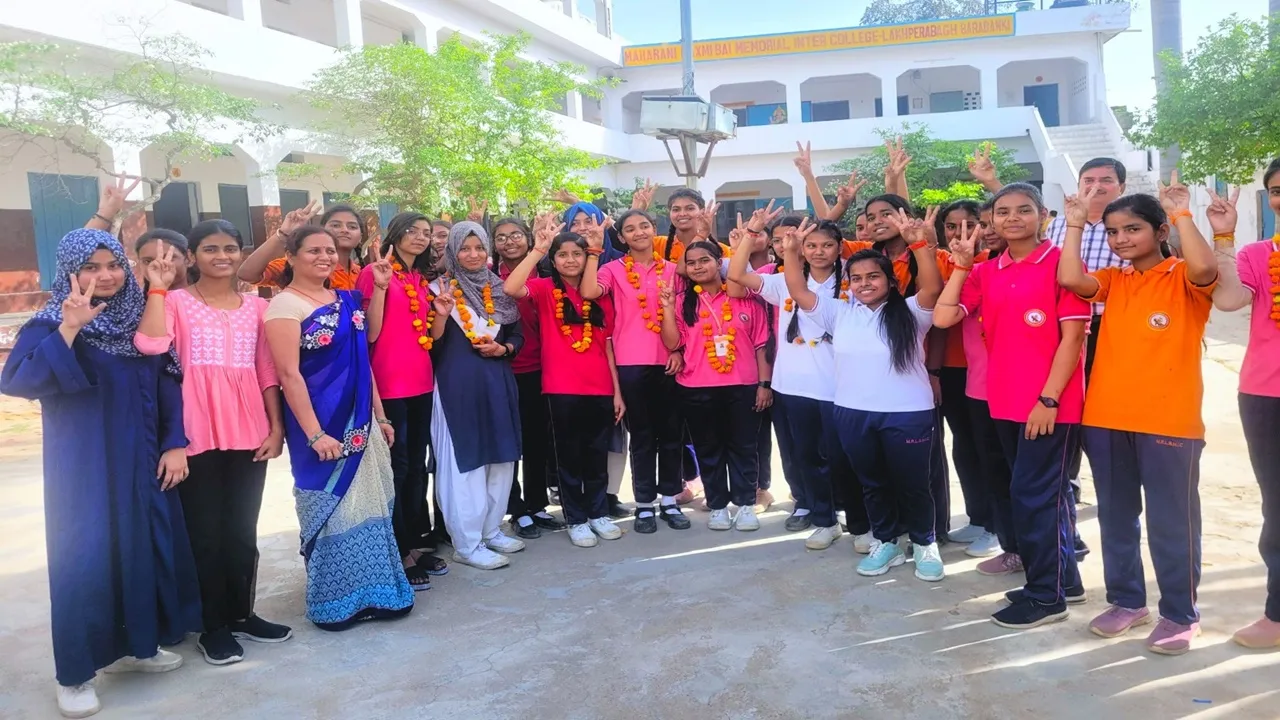 UP Board Result 2024: जिले के मेधावियों ने प्रदेश में भी लहराया परचम, जिले में टॉपर बनीं नाइला और सुनाक्षी