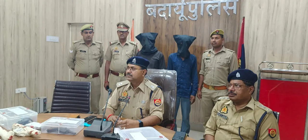 बदायूं: जेल से बाहर आकर बनाने लगे असलहा, बदमाशों को पुलिस ने किया गिरफ्तार...जानिए मामला