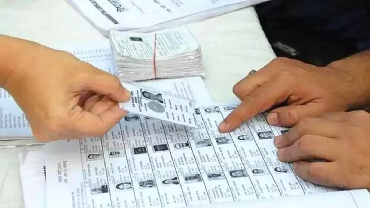 बाराबंकी: 73 साल में 11.81 लाख के पार पहुंचा मतदाताओं का कुनबा, हर चुनाव में बढ़ते प्रत्याशियों के भाग्य विधाता