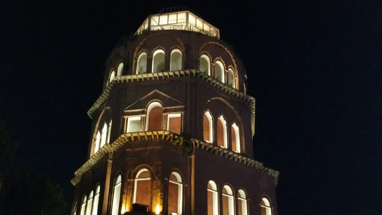 Eid 2024: प्रेम की निशानी इस इमारत से रानी संग चांद का दीदार करना चाहते थे यह King, अधूरी ही रह गई ख्वाहिश 