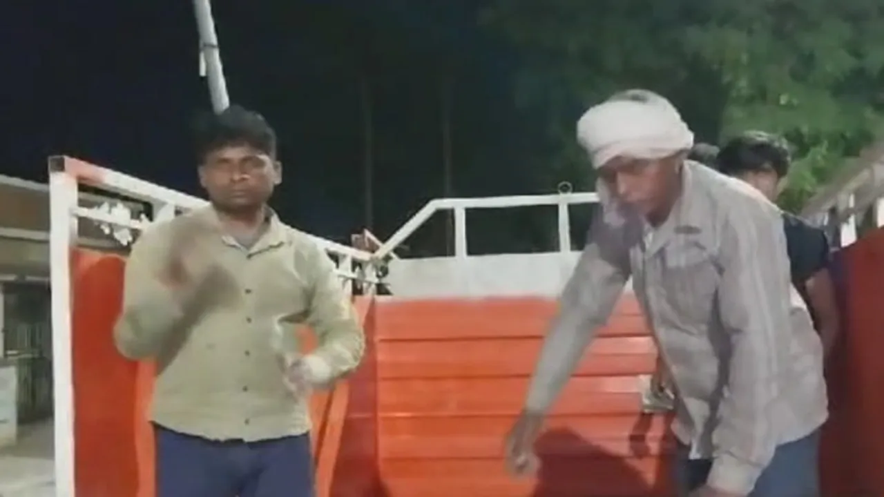 बहराइच: नानपारा-बहराइच मार्ग पर सांड से टकराकर बाइक सवार की मौत