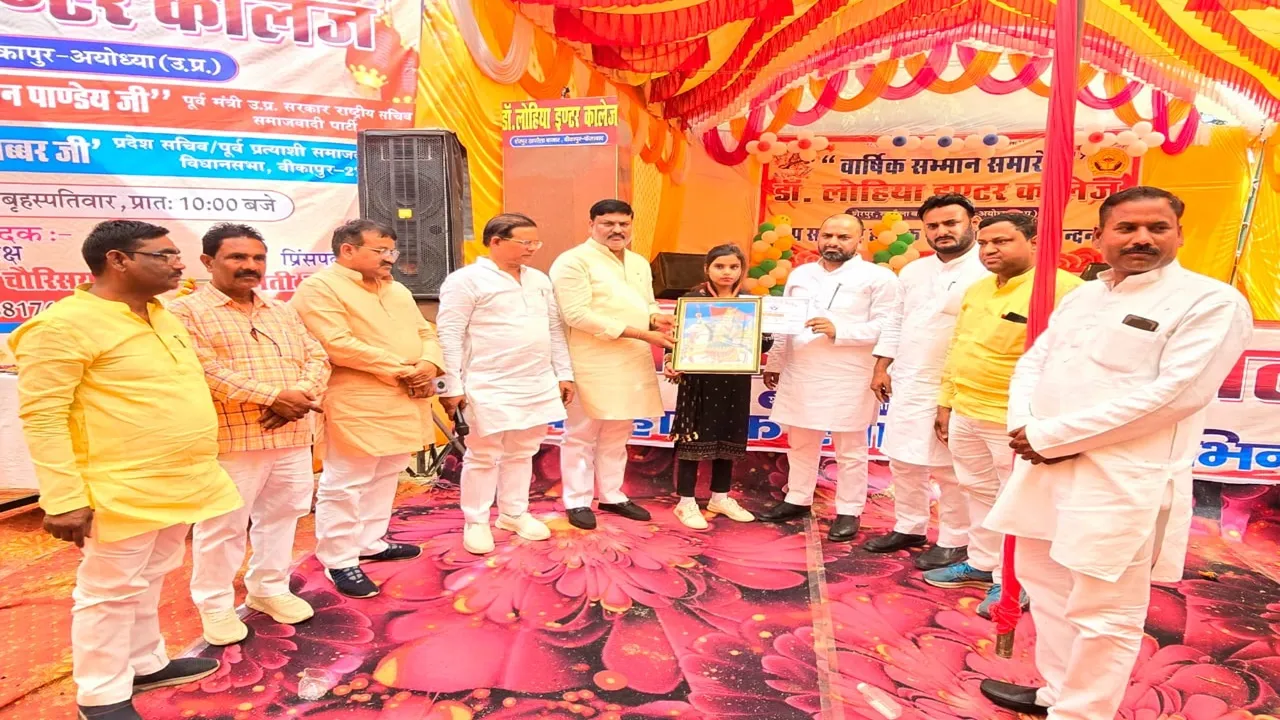 विद्यादान से बढ़ा कोई दान नहीं: पवन पांडेय 