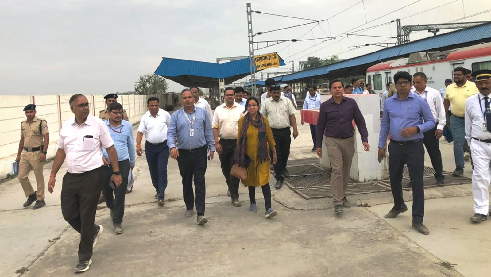 डीआरएम ने किया लखनऊ-प्रयाग जंक्शन रेलखंड का निरीक्षण,कुंभ मेला से पहले मिलेगी कई नई सौंगात