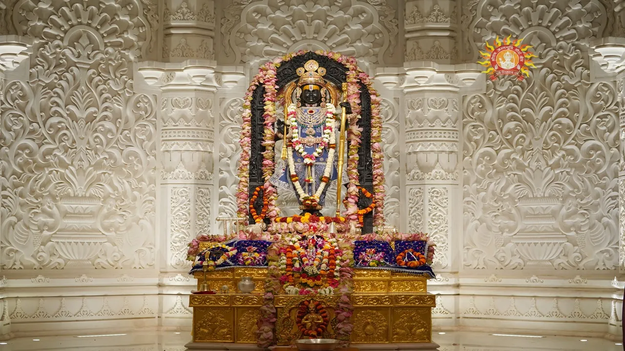 अयोध्या: रामनवमी पर पीला वस्त्र धारण करेंगे रामलला, होगा विशेष श्रृंगार, रामलला के जन्मोत्सव की तैयारियों में जुटा ट्रस्ट