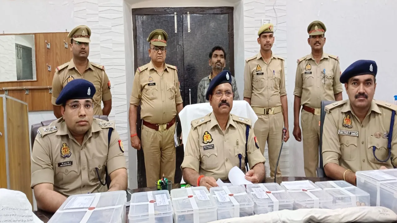 हरदोई पुलिस ने अवैध असलहा बनाने की फैक्ट्री का किया खुलासा, एक गिरफ्तार