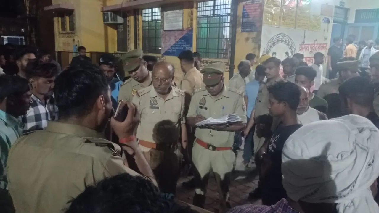 Auraiya Accident: दो बाइकों की आमने-सामने टक्कर...दो की मौत व दो गंभीर रूप से घायल