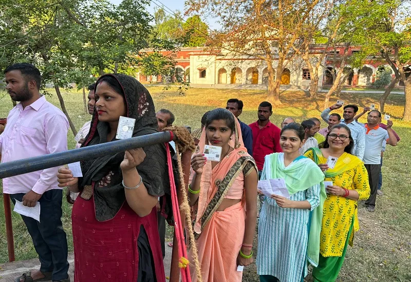 अमरोहा में  छुटपुट घटनाओं के बीच 64.55 फीसदी हुआ मतदान, 2019 के लोकसभा चुनाव के मुकाबले घटा मतदान प्रतिशत