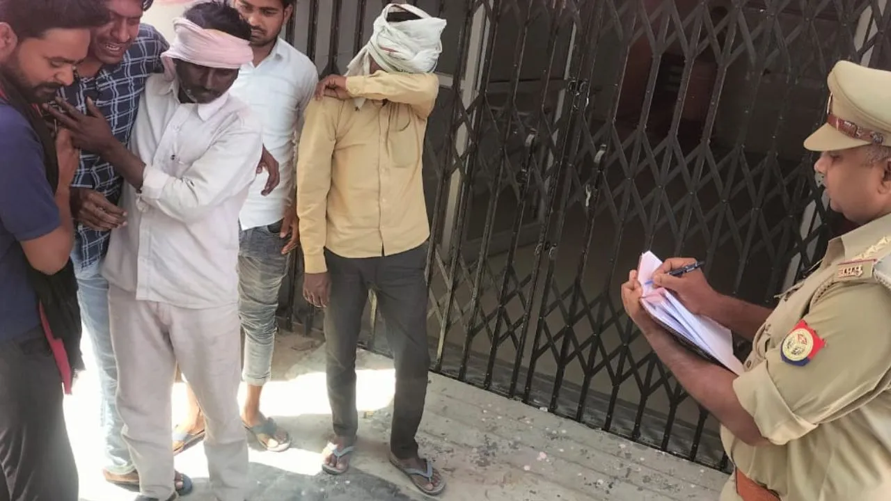 Auraiya Accident: तेज रफ्तार ट्रैक्टर ने बाइक में मारी टक्कर...हादसे में एक की मौत व एक गंभीर घायल