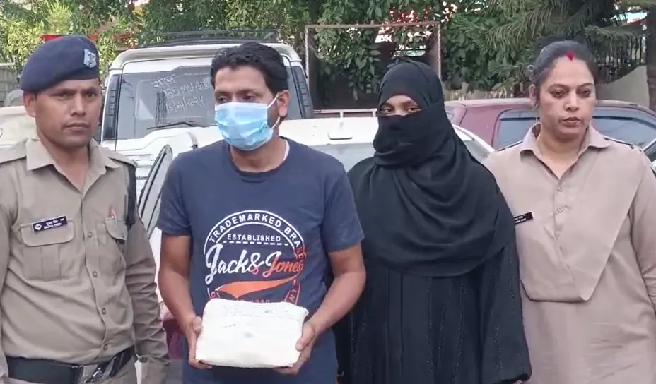 हल्द्वानी: मिलकर चोरी करते थे मां, बेटी और दामाद, दो गिरफ्तार